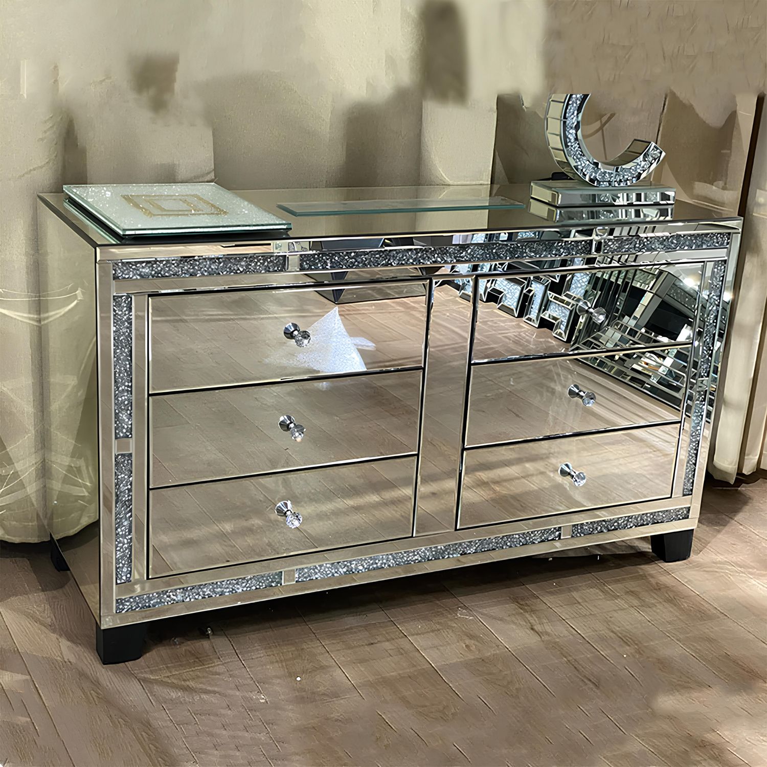 Valencia Mirrored Chest of 6 Drawers – Plain or Crushed Diamond Finish